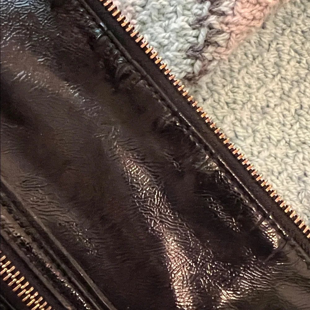 COACH Daisy Liquid Gloss Patent Leather Hobo Shoulder Bag Black Gold